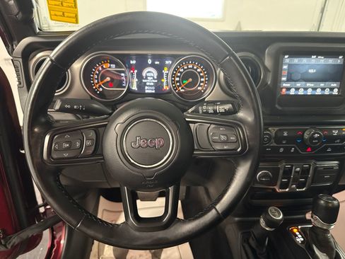 Used 2021 Jeep Wrangler Unlimited Sport AWD/4WD image 33