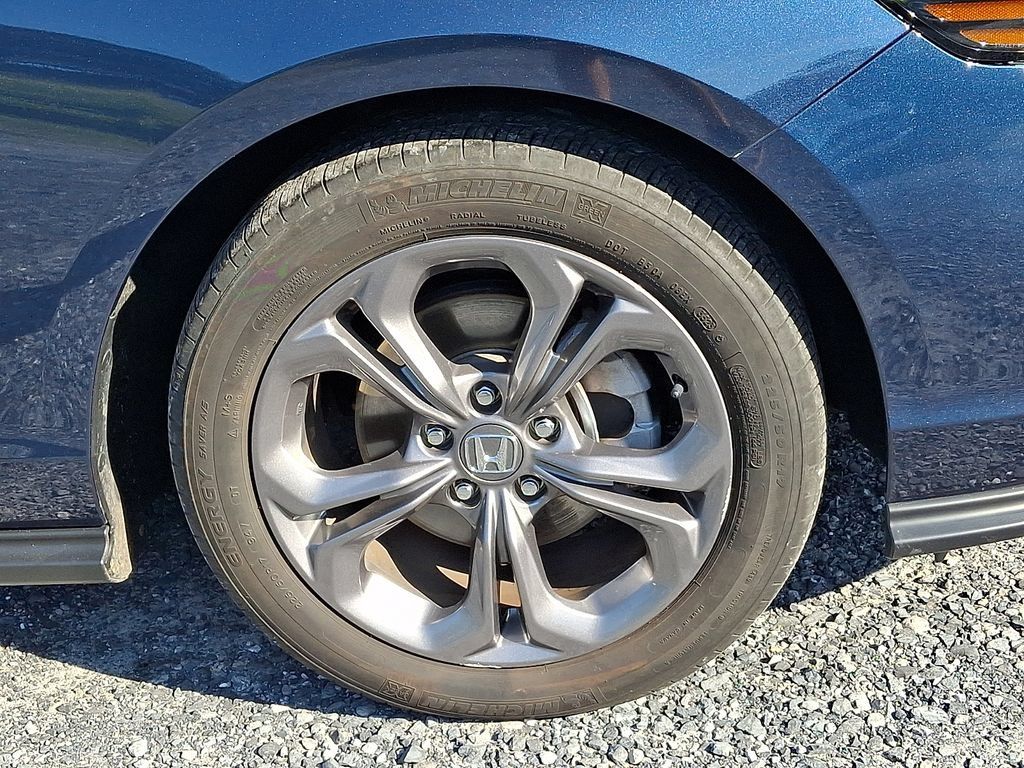 Used 2024 Honda Accord EX image 11