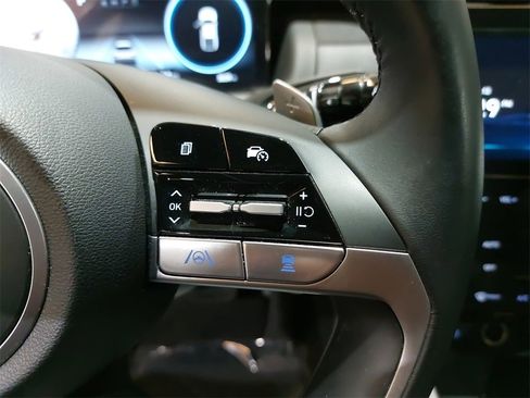 Certified 2024 Hyundai Santa Cruz Limited image 17