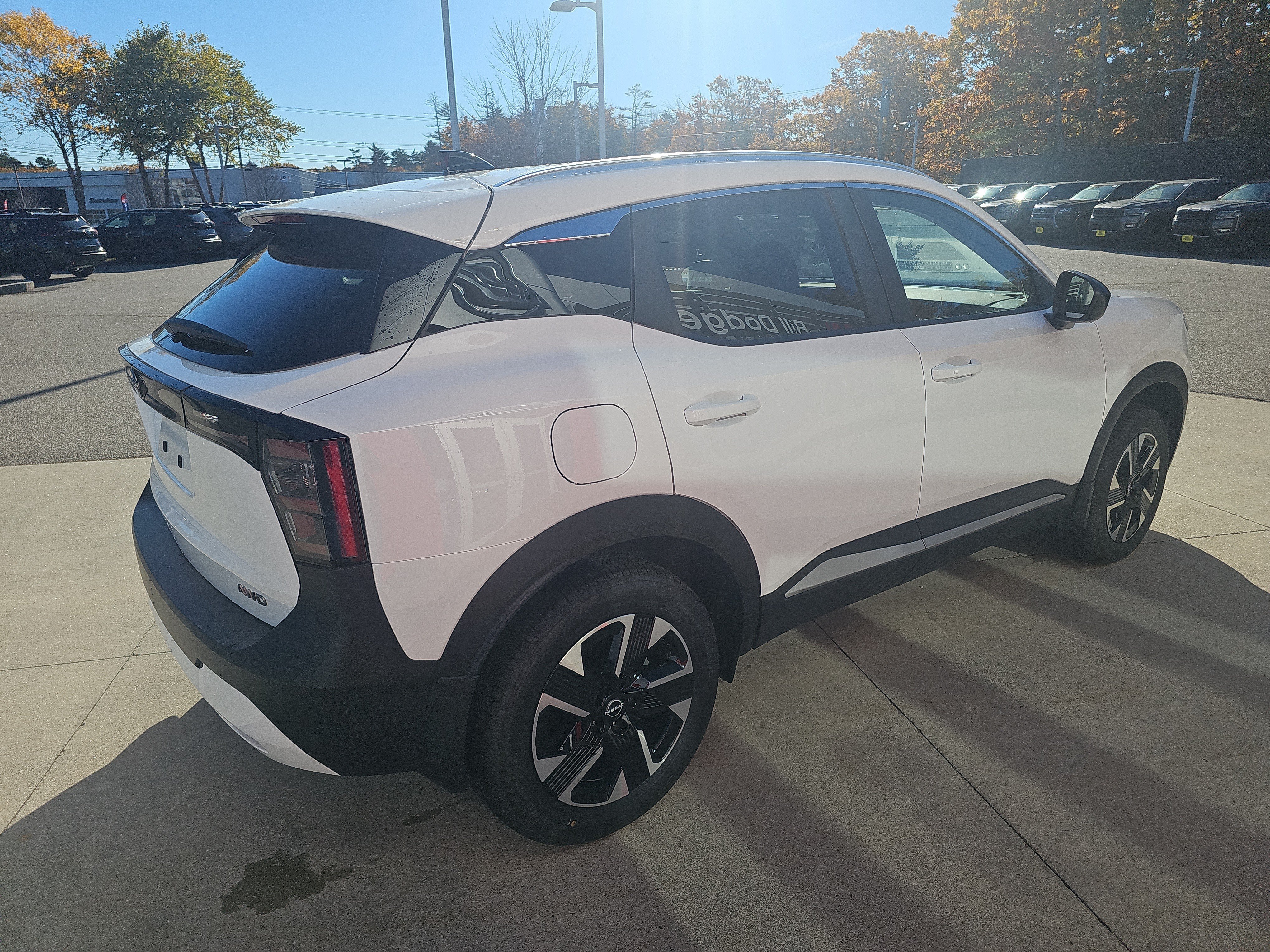 New 2027 Nissan Kicks SV w/ SV Premium Package AWD/4WD image 7