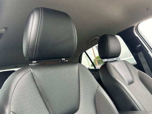 Used 2022 Buick Encore GX Preferred w/ Cold Weather Comfort Package AWD/4WD image 18
