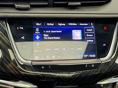 Used 2022 Cadillac XT6 Premium Luxury w/ Technology Package AWD/4WD image 17