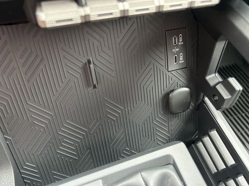 New 2025 Toyota Tacoma SR5 image 6