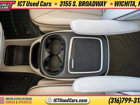 Used 2020 Chrysler Pacifica Limited FWD image 25