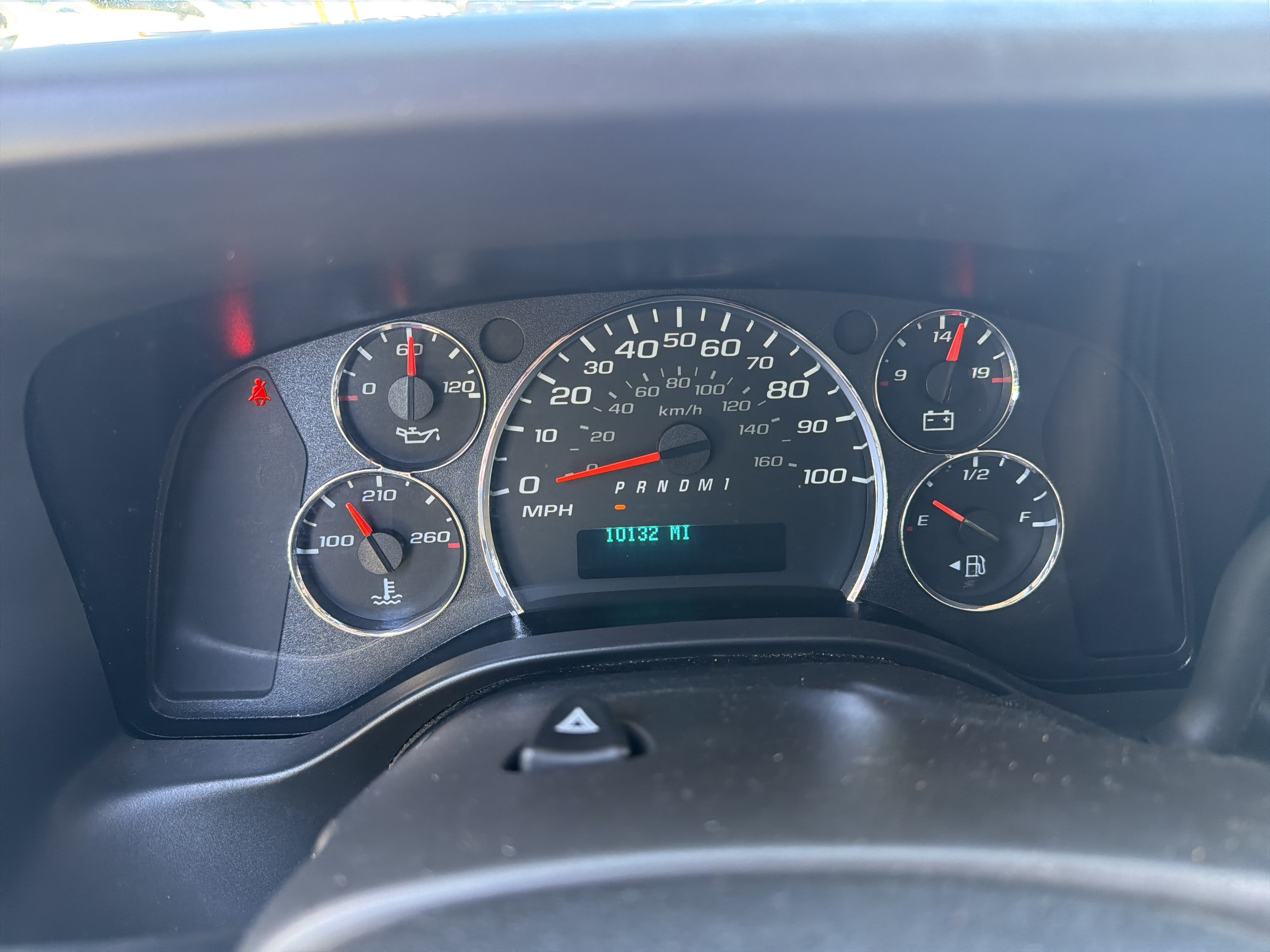 Used 2025 Chevrolet Express 2500 w/ Driver Convenience Package RWD image 21