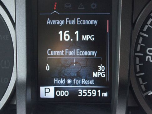 Used 2023 Toyota Tacoma TRD Off-Road image 4