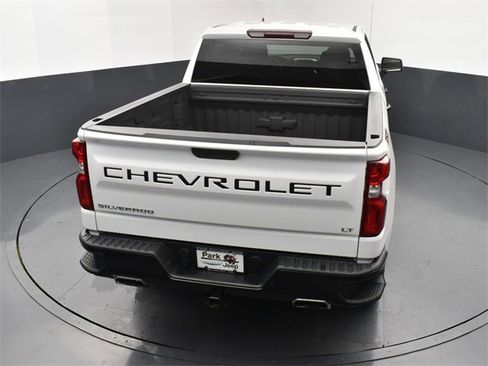 Used 2022 Chevrolet Silverado 1500 LT Trail Boss image 17