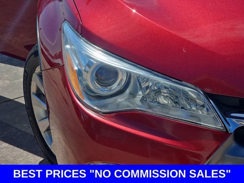 Used 2017 Toyota Camry XLE FWD image 32