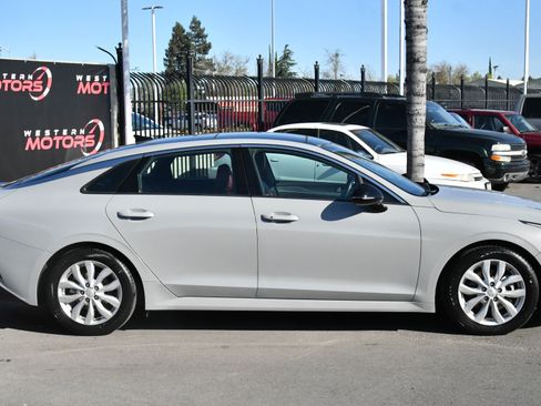Used 2022 Kia K5 GT-Line w/ GT-Line Awd Premium Package image 9