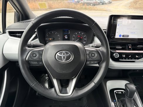 Used 2025 Toyota Corolla SE image 24