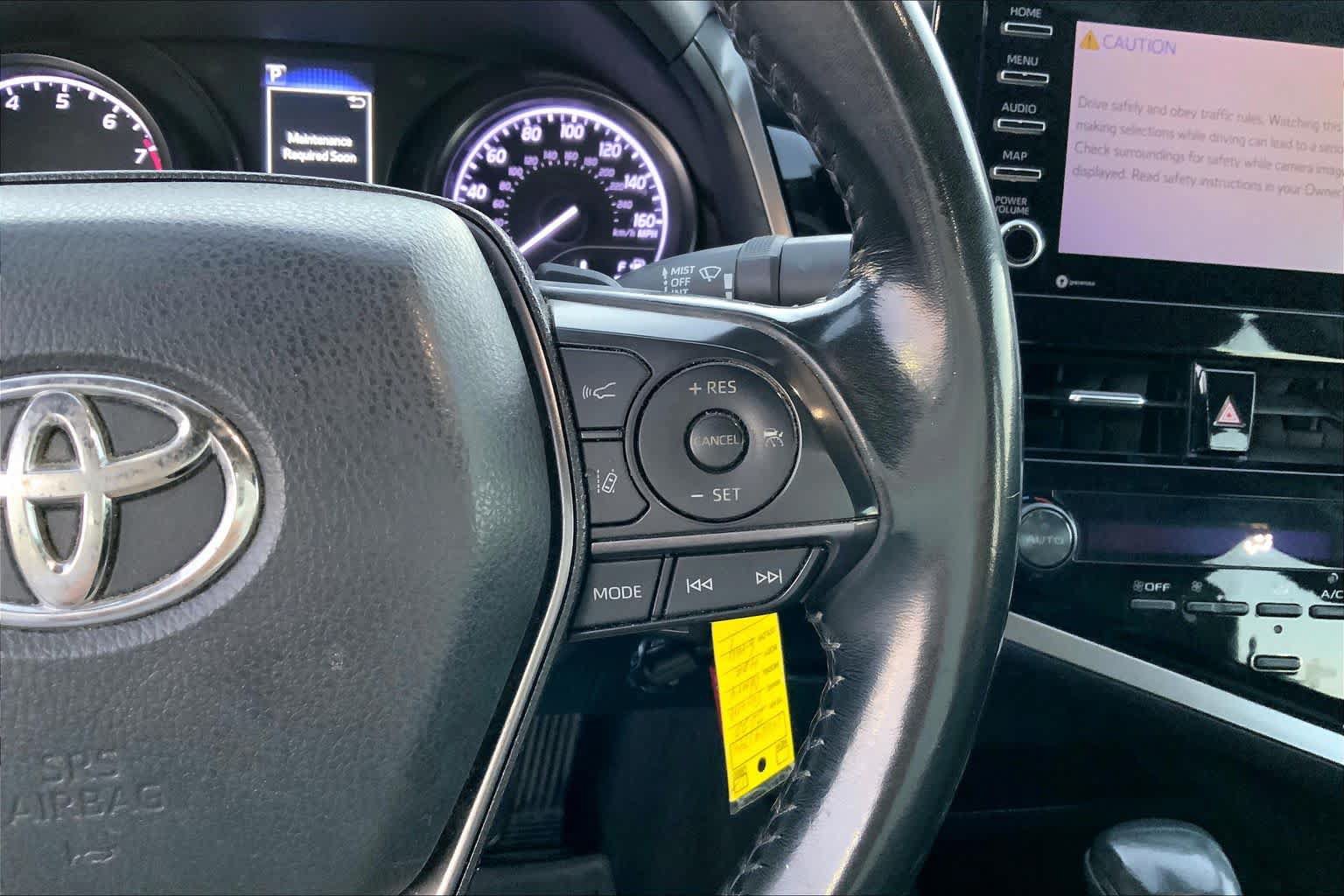 Used 2022 Toyota Camry SE FWD image 22