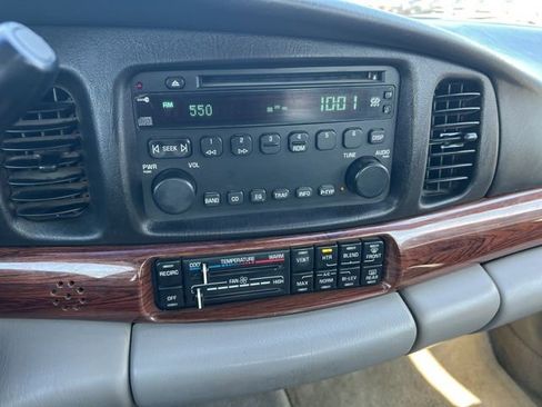 Used 2005 Buick Le Sabre Custom FWD image 11