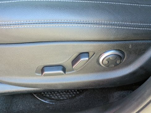 Used 2025 Genesis GV70 2.5T image 22