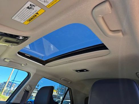 New 2026 Kia Niro Wave w/ Wave Preserve Package FWD image 19