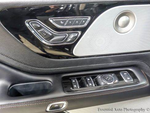 Used 2021 Lincoln Aviator Reserve w/ Equipment Group 202A AWD/4WD image 23