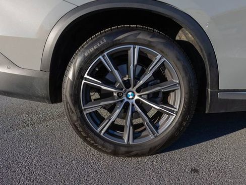 Certified 2025 BMW X5 xDrive40i w/ Parking Assistance Package image 10