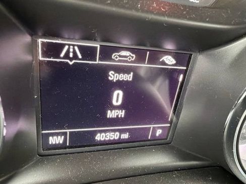 Used 2019 Buick Regal Preferred FWD image 7