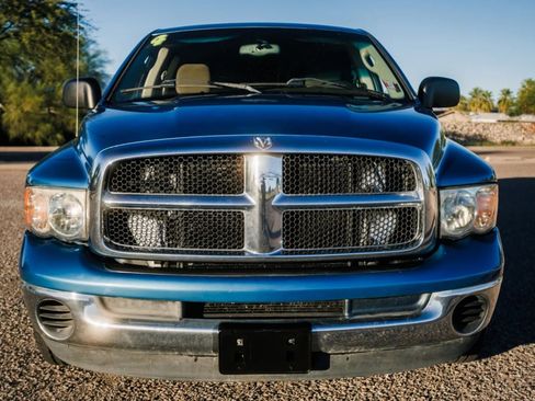 Used 2004 Dodge Ram 2500 Truck SLT w/ Trailer Tow Group image 2