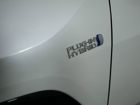 Used 2024 Toyota RAV4 XSE image 12