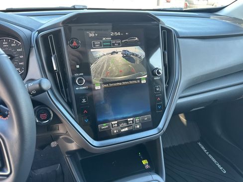 Certified 2025 Subaru Crosstrek 2.5i Limited image 16