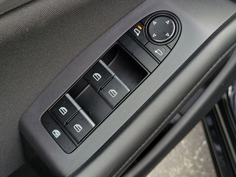 Used 2022 MAZDA MAZDA3 s image 16