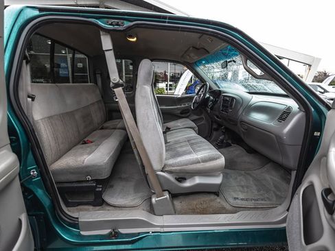 Used 1998 Ford F150 XLT image 26