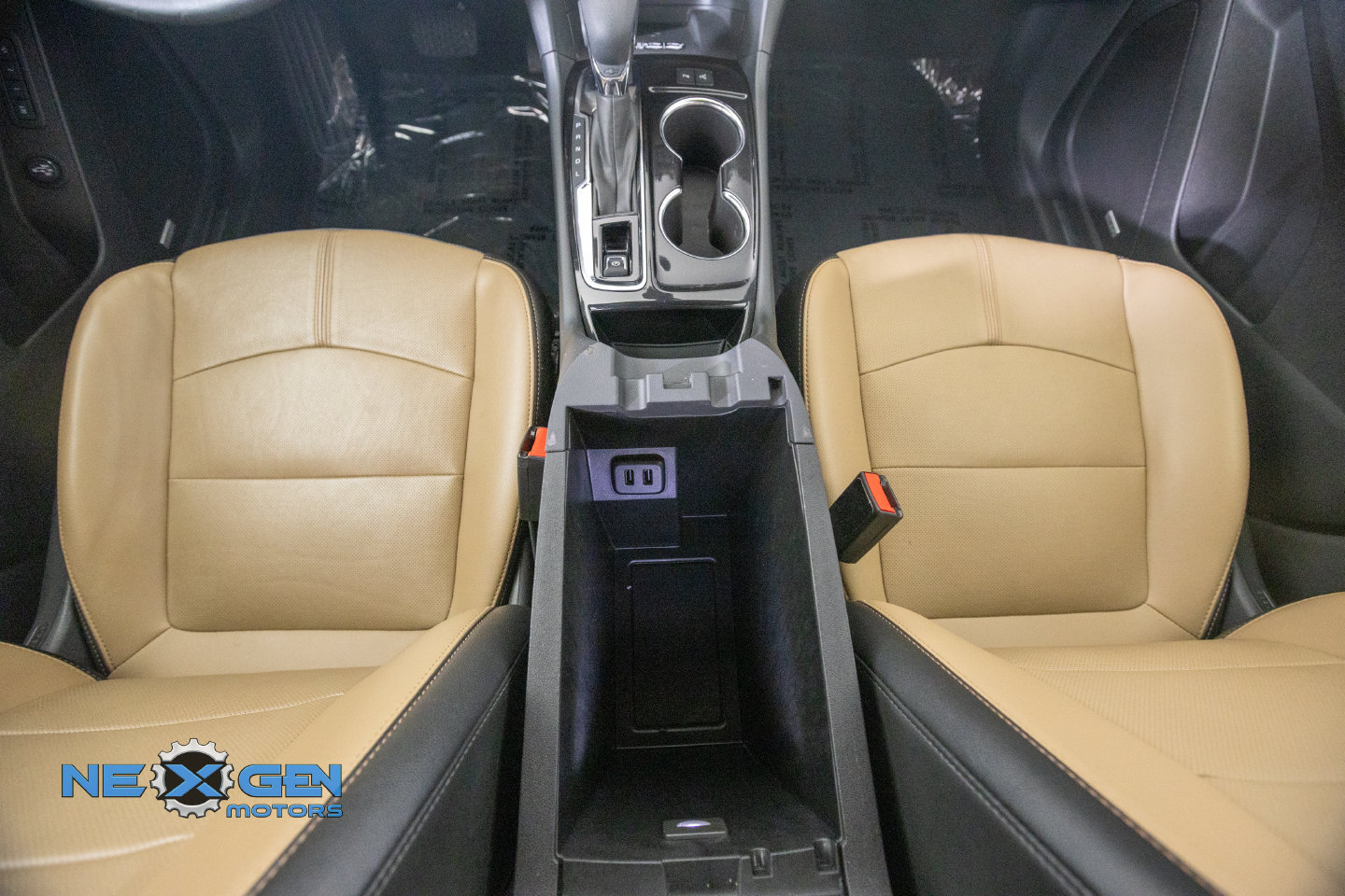 Used 2024 Chevrolet Equinox Premier AWD/4WD image 5