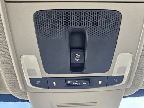 Used 2025 Honda CR-V EX image 40