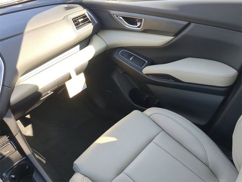 New 2026 Subaru Ascent Limited image 16
