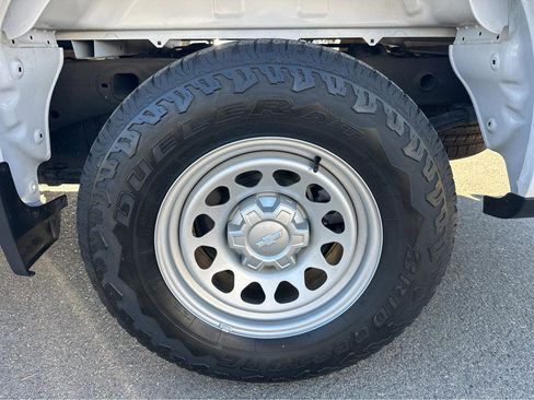 Used 2022 Chevrolet Silverado 1500 W/T w/ WT Value Package image 13