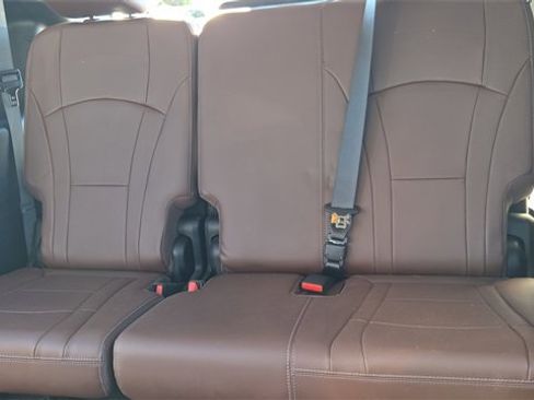 Used 2020 Buick Enclave Avenir w/ Avenir Technology Package image 13