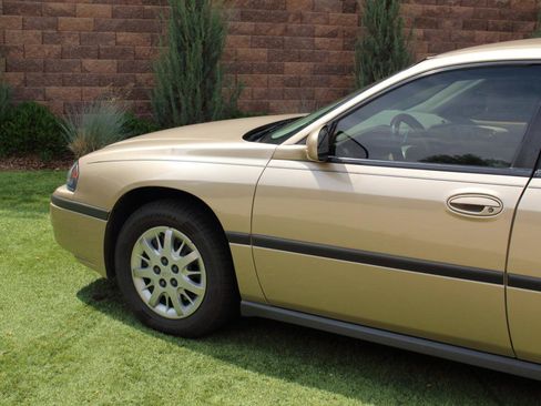 Used 2005 Chevrolet Impala w/ Preferred Equipment Group FWD image 10