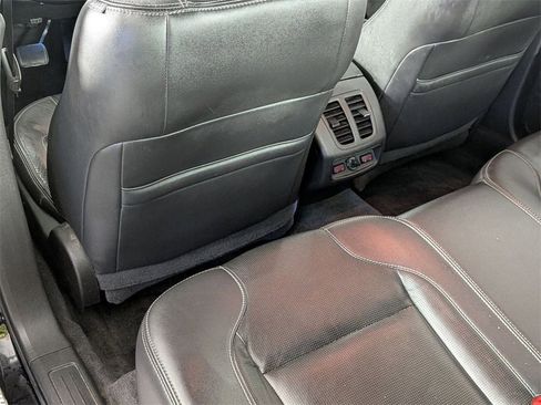 Used 2018 Ford Taurus Limited image 25