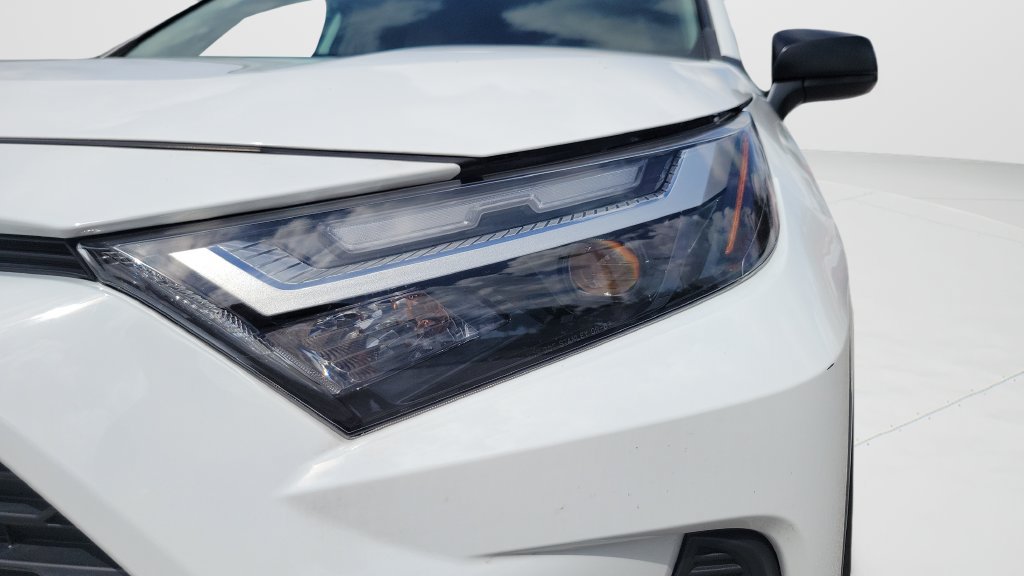 Certified 2024 Toyota RAV4 LE FWD image 24