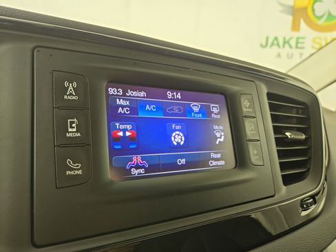 Used 2017 Chrysler Pacifica LX w/ Tire & Wheel Group image 28