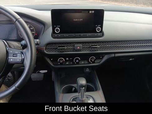 Used 2025 Honda HR-V Sport image 17