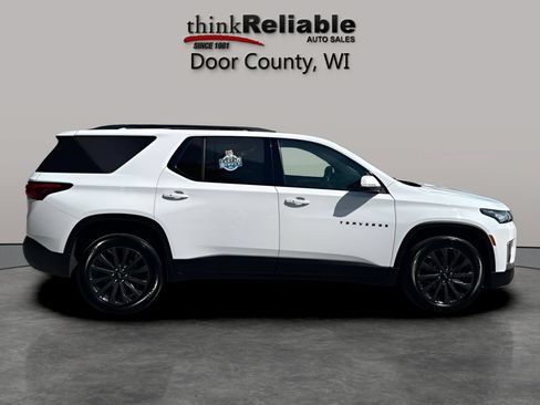Used 2023 Chevrolet Traverse RS w/ LPO, Floor Liner Package AWD/4WD image 6