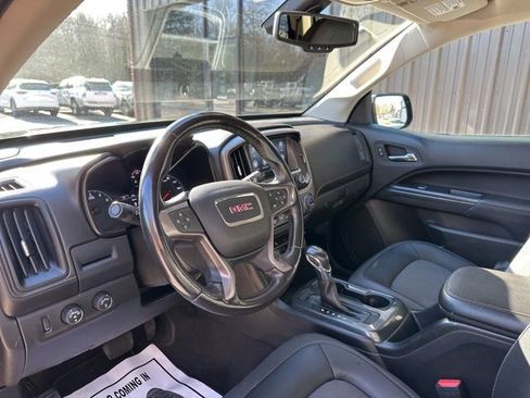 Used 2022 GMC Canyon AT4 image 12