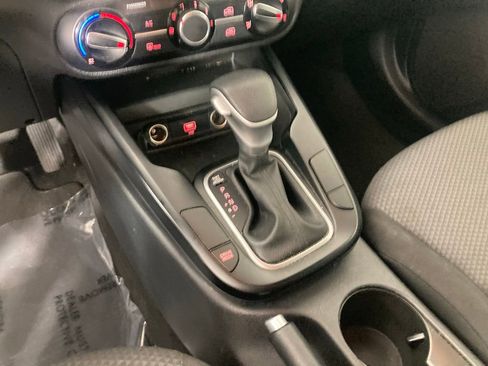 Used 2022 Kia Soul LX w/ Technology Package image 9