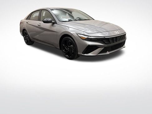 Certified 2026 Hyundai Elantra Sport FWD image 3