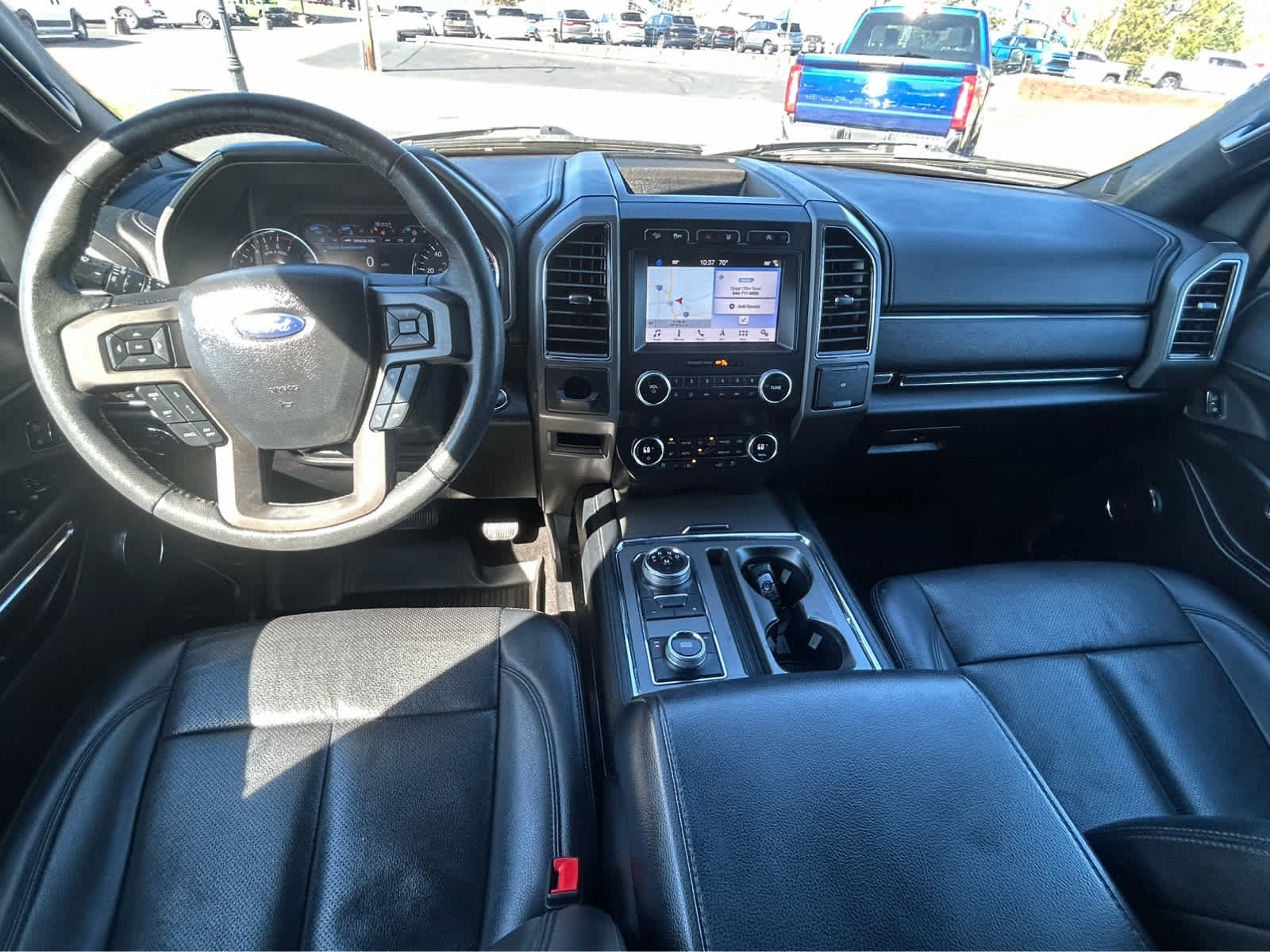 Used 2019 Ford Expedition XLT w/ Equipment Group 202A AWD/4WD image 15