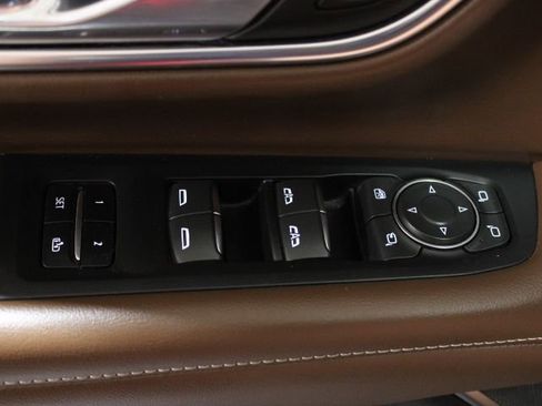 Used 2021 Chevrolet Tahoe High Country w/ Premium Package image 22