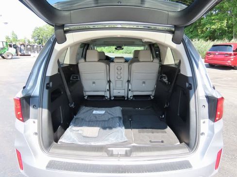 New 2026 Honda Odyssey EX-L image 10