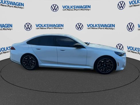 Used 2025 BMW M5 w/ Executive Package AWD/4WD image 9