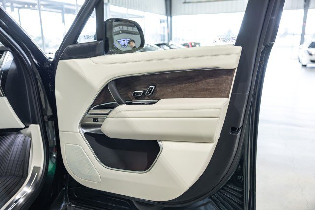 Used 2026 Land Rover Range Rover SE AWD/4WD image 28