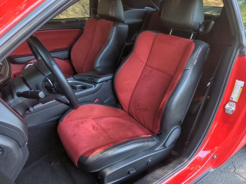 Used 2022 Dodge Challenger R/T w/ Plus Package RWD image 36