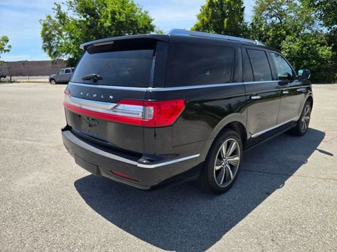 Used 2019 Lincoln Navigator L Reserve w/ Cargo Package AWD/4WD image 3