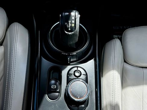 Used 2017 MINI Cooper Clubman S image 13