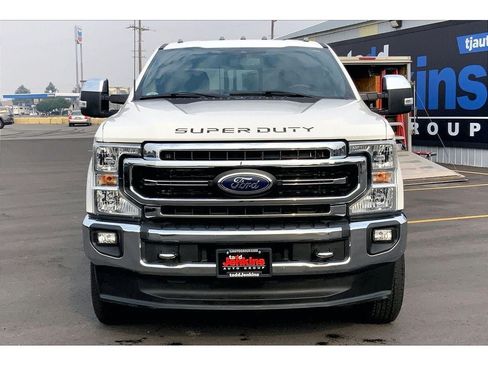Used 2022 Ford F250 Lariat w/ Lariat Ultimate Package AWD/4WD image 3