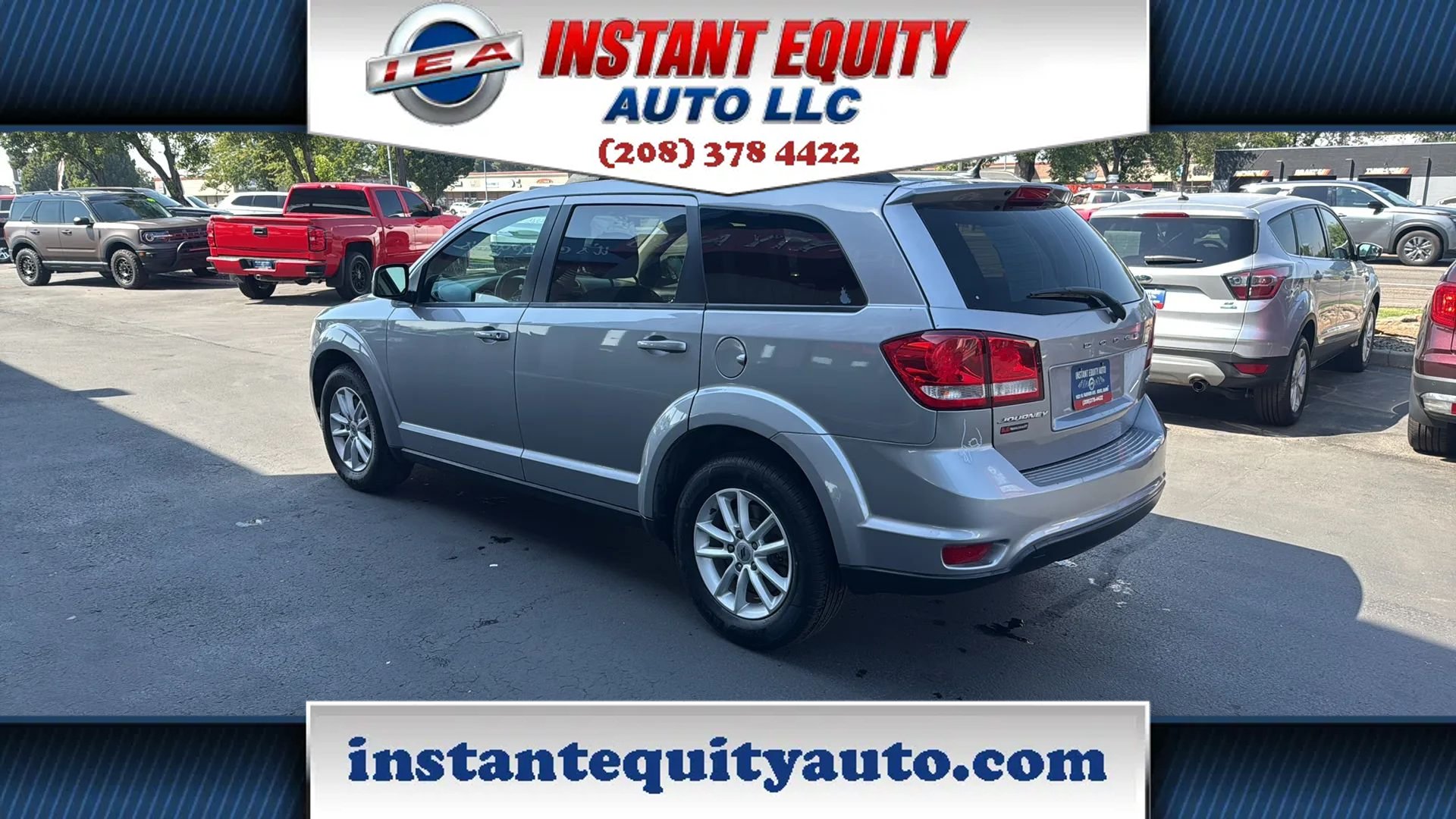 Used 2018 Dodge Journey SXT w/ Connectivity Group FWD image 4